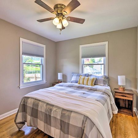Charming Charleston Home With Yard And Fire Pit! Экстерьер фото